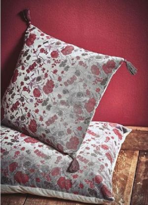 Cushion  FLORAL LICHEN+RED 45X45cm.